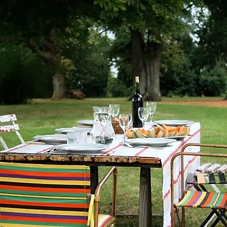 Bed & Breakfast La De La Tour